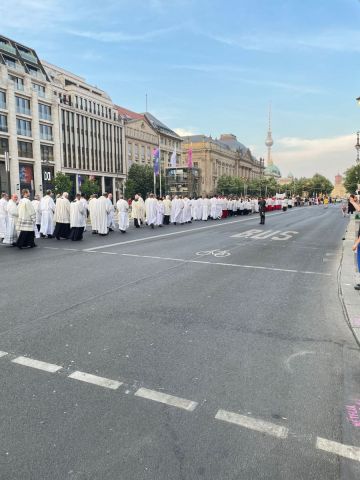 WhatsApp-Bild-2024-02-18-um-23.12.58_21ebbacc