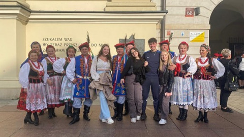 369267384_1546940372782344_3630694105183211311_n